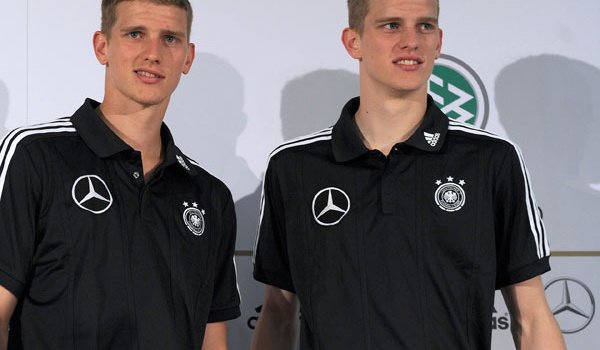 Những cặp song sinh nổi tiếng: Cặp Bender và kỷ lục ghi bàn kỳ lạ