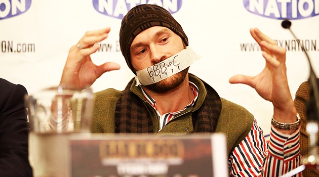 Tyson Fury bị xỉa xói chỉ mê tiền