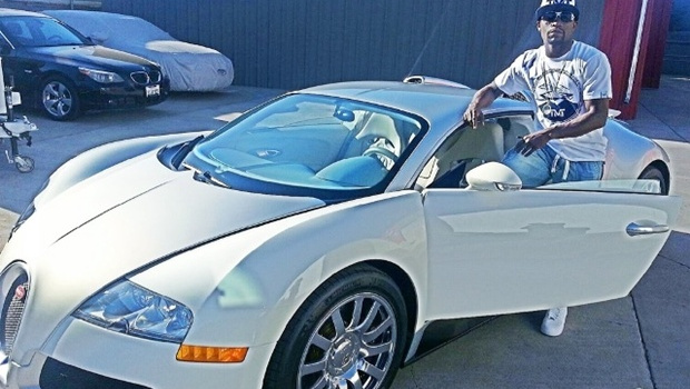 Mayweather đánh cược cả siêu xe