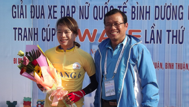 Chặng 7 giải xe đạp nữ quốc tế Bình Dương - Cúp Biwase 2015: Đào sâu cách biệt ở giải Áo vàng