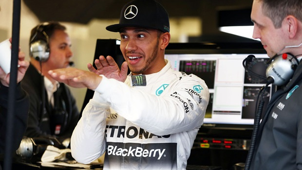 Ferrari từng 2 lần chèo kéo Lewis Hamilton