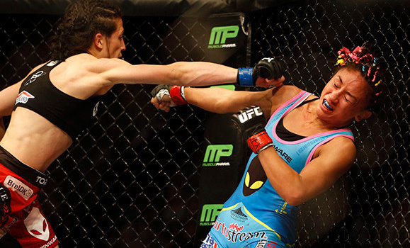 Chào mừng Esparza đến với sự khắc nghiệt của UFC