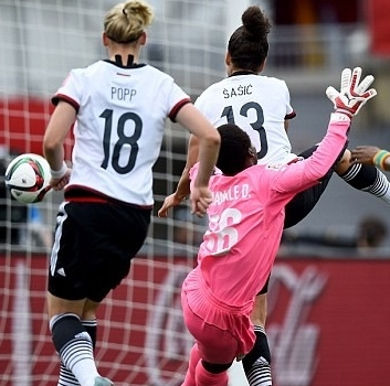 Tuyển nữ Đức thắng 10-0 trước Bờ Biển Ngà