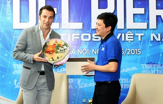 Del Piero bất ngờ trước sự cuồng nhiệt của tifosi Việt Nam