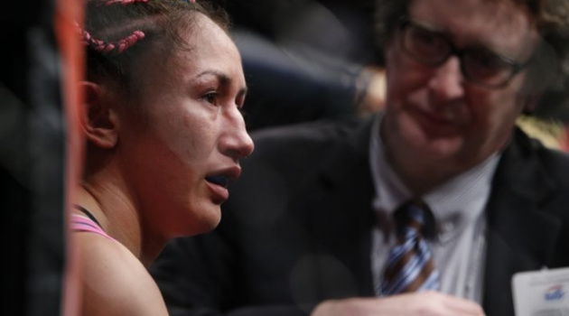 Bị Jedrzejczyk hủy diệt, Esparza phải nghỉ thi đấu gần 1 năm