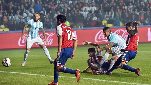 Chùm ảnh: Messi tịt ngòi, Argentina hủy diệt Paraguay kinh hoàng