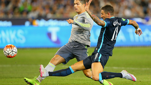 Giành ICC Cup, Benitez lập tức nịnh Ronaldo