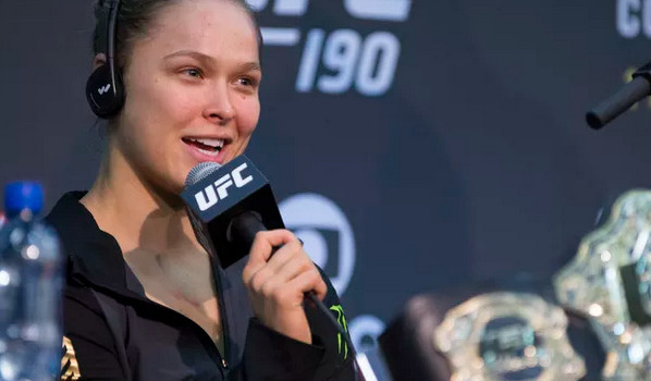 Tự truyện được dựng thành phim, Rousey sẽ đóng luôn vai chính?