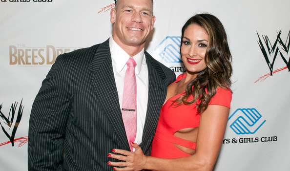 John Cena gây sức ép với WWE vì đai vô địch bạn gái