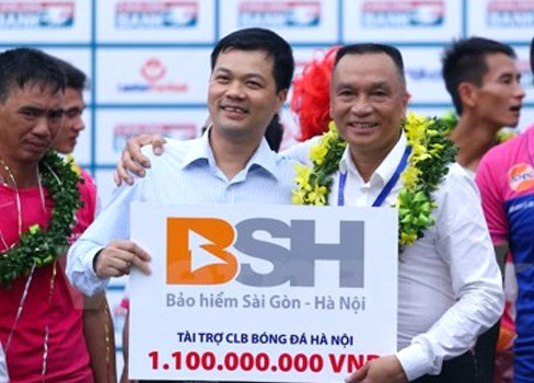 Vô địch Hạng nhất, Hà Nội nhận tài trợ cả tỷ đồng