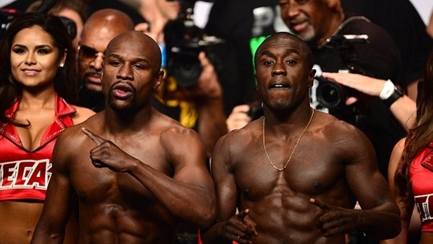 Mayweather thừa nhận sẽ gặp khó khăn trước Berto