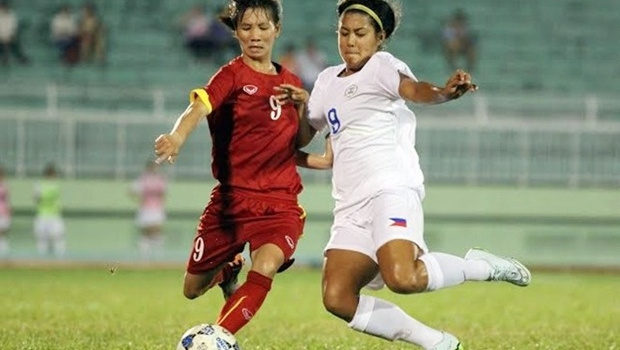 Trận ra quân, đội tuyển nữ Việt Nam mặc trang phục đỏ