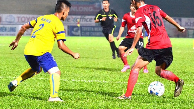 Vòng loại U21 Báo Thanh Niên 2015: Nhiều bất ngờ sau hai vòng đấu