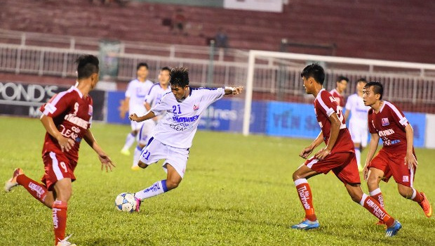 Quật ngã TP.HCM, U21 An Giang đặt một chân vào bán kết