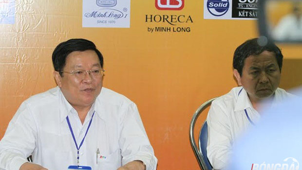 Cảnh sát cơ động tát CĐV trên sân Gò Đậu: BTC, lãnh đạo B.Bình Dương nói gì?