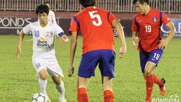 18h00 ngày 24/11, U21 HAGL vs U21 Myanmar: Nụ cười cho Công Phượng