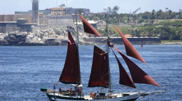 Cuba lần đầu tiên tham dự trình diễn tàu thuyền tại Mỹ