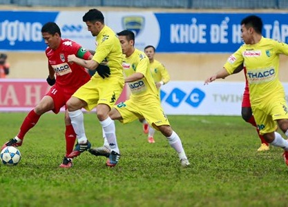 QBV Việt Nam 2015 giành trọn bộ danh hiệu cá nhân trận Siêu Cúp