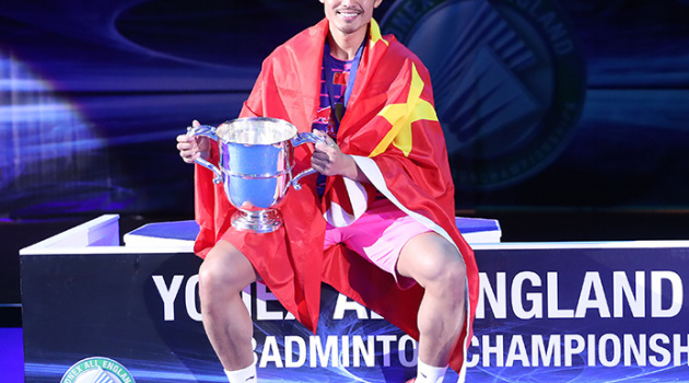 Khi cả thế giới bất lực nhìn Lin Dan