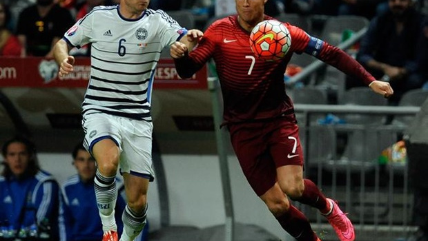 03h45 ngày 26/3, Bồ Đào Nha vs Bulgaria: Thử nghiệm của Santos