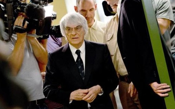 Ông trùm Ecclestone sắp bán quyền sở hữu F1