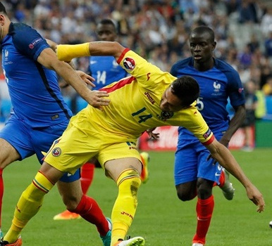 Góc cựu cầu thủ Lưu Ngọc Hùng: Ấn tượng với Kante hơn Payet