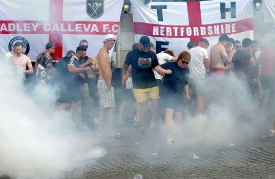 Pháp ban bố lệnh cấm rượu tại EURO 2016