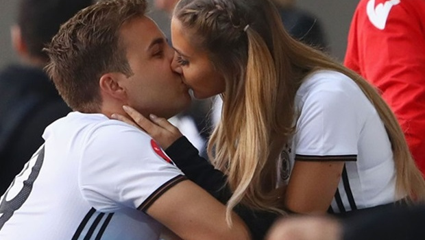 Những màn khóa môi đáng nhớ ở EURO 2016