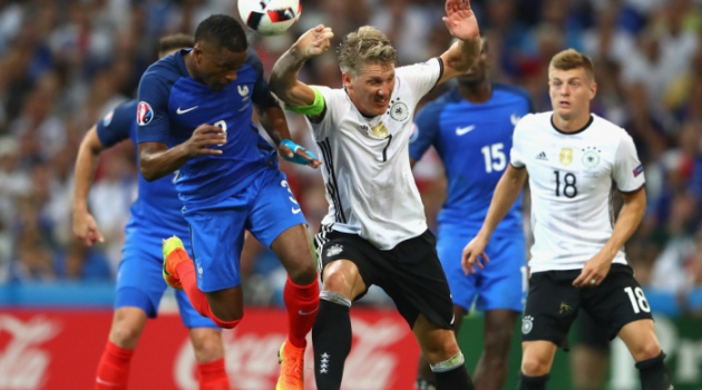 Góc nhìn: “Thuyết âm mưu” hay là định mệnh?