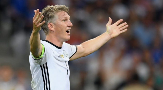 Mong tình yêu sẽ khỏa lấp nỗi buồn của Schweinsteiger