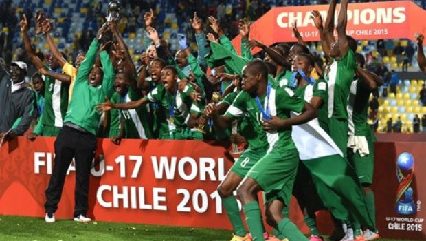 Nigeria gây sốc với 26 cầu thủ U17 gian lận tuổi
