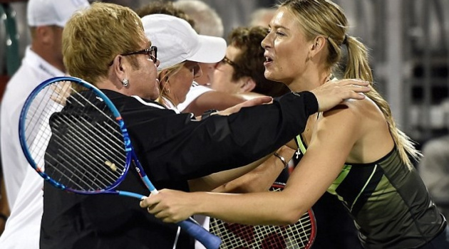 Sharapova khoe dáng nõn nà trong ngày tái xuất