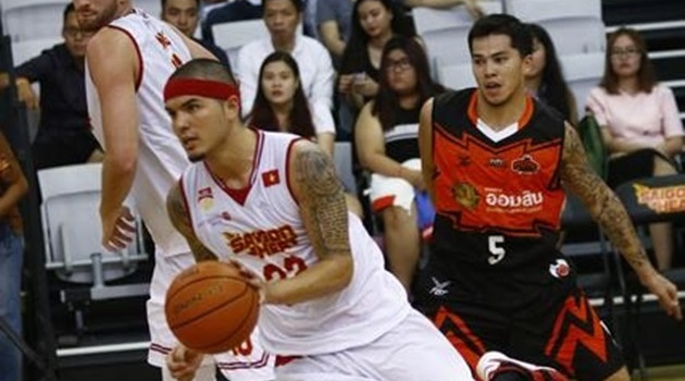 Saigon Heat thắng sát nút Mono Vampire khi giao hữu tiền ABL