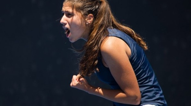 Jaimee Fourlis: Tay vợt 17 tuổi xinh đẹp ở Australian Open