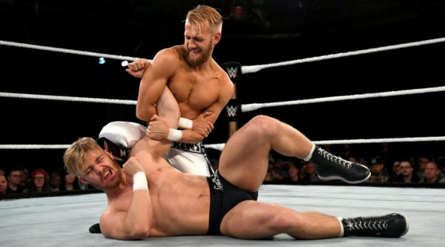 Sao WWE bị chấn thương ở sự kiện NXT Tour