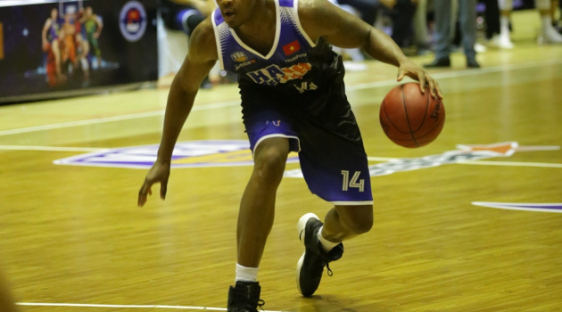 Jason Carter bị foul out, Hanoi Buffaloes thắng thót tim Danang Dragons