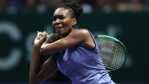 Venus Williams rộng cửa vô địch WTA Finals