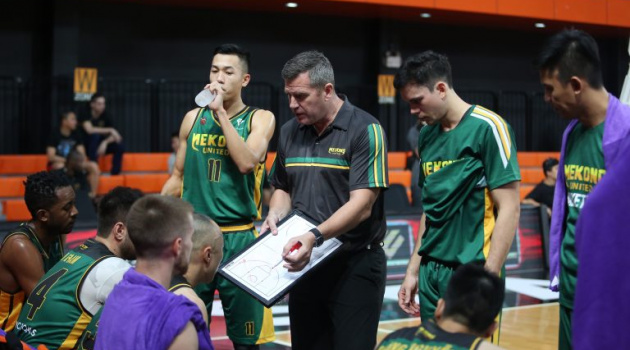  HLV Mekong United lên tiếng vụ tham gia TBSL trái phép