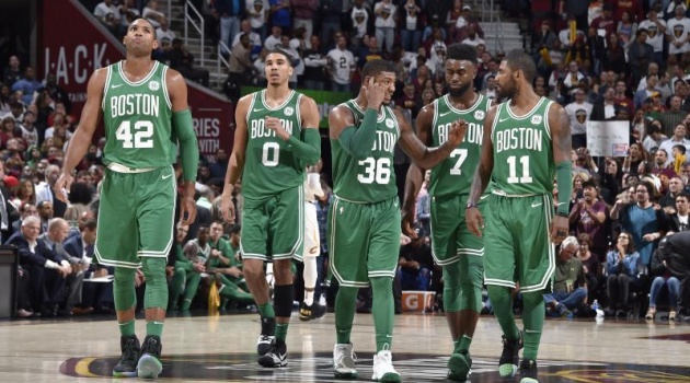Tiêu điểm NBA ngày 5/1: Ai bảo Boston Celtics chỉ biết phụ thuộc vào Kyrie Irving?