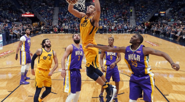 NBA 2017-2018: Utah Jazz 133-109 New Orleans Pelicans: Anthony Davis bị đè bẹp