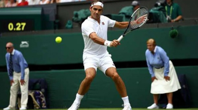 Giao bóng siêu đỉnh, Federer khiến đối thủ khóc thét ở vòng 2 Wimbledon