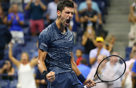 Djokovic đòi nợ giúp Federer, lần 11 vào bán kết US Open
