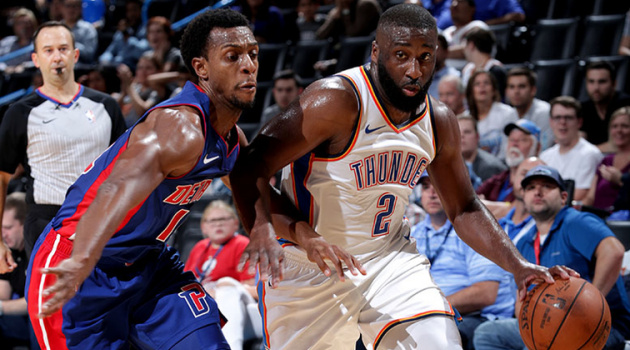 Chùm ảnh: Detroit Pistons khiến thần sấm OKC tắt điện trên sân nhà