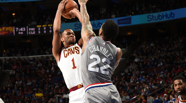 Cleveland Cavaliers thay đổi sau khi đối đầu với LeBron James, Philadelphia 76ers thua đau trên sân nhà