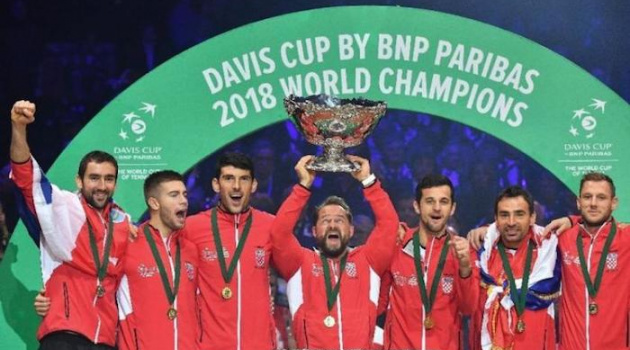 Djokovic chúc mừng chiến tích của Croatia ở Davis Cup