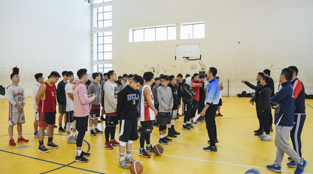 Bất chấp lạnh giá, hơn 50 ứng viên có mặt tại buổi try-out của Tuyển bóng rổ Hà Nội