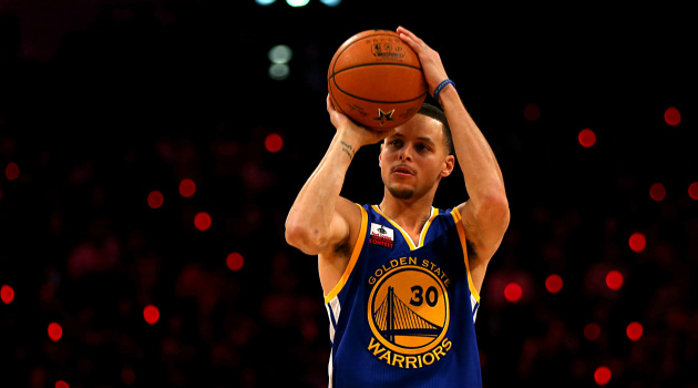 Stephen Curry lọt vào top 4 tay ném 3 điểm vĩ đại nhất mọi thời đại