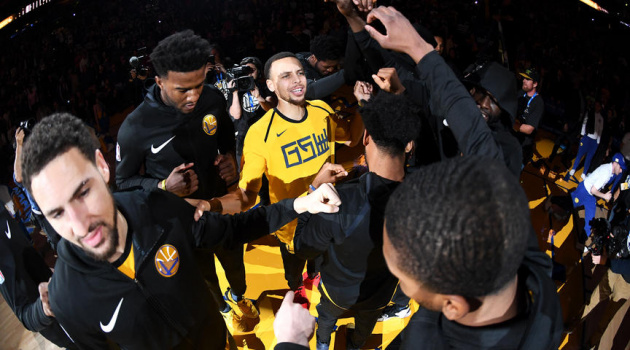Warriors đại thắng Bulls trong ngày Stephen Curry lọt vào top 3 thiện xạ của NBA