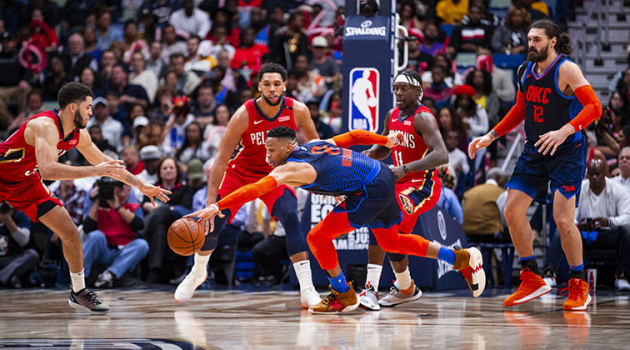 Russell Westbrook có Triple-double thứ 11 liên tiếp, “Thần sấm” vẫn gục ngã tại hang Bồ Nông