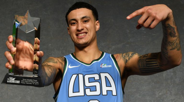 Vượt qua kỷ lục của Kobe Bryant, Kyle Kuzma xứng đáng nhận danh hiệu MVP của trận đấu NBA Rising Star